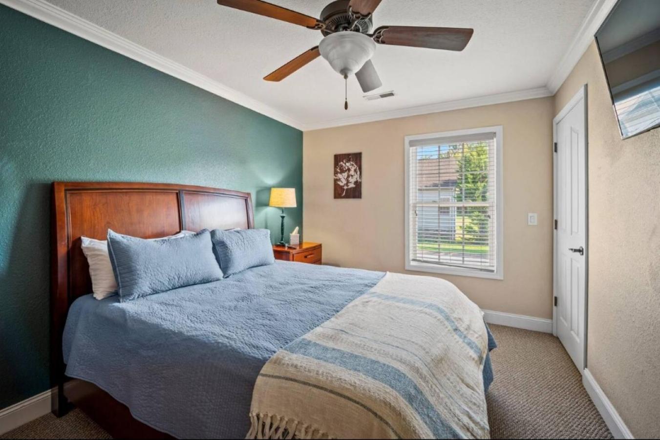 Creekside Cottage*Hot Tub*Entire Home-Pigeon Forge Bagian luar foto