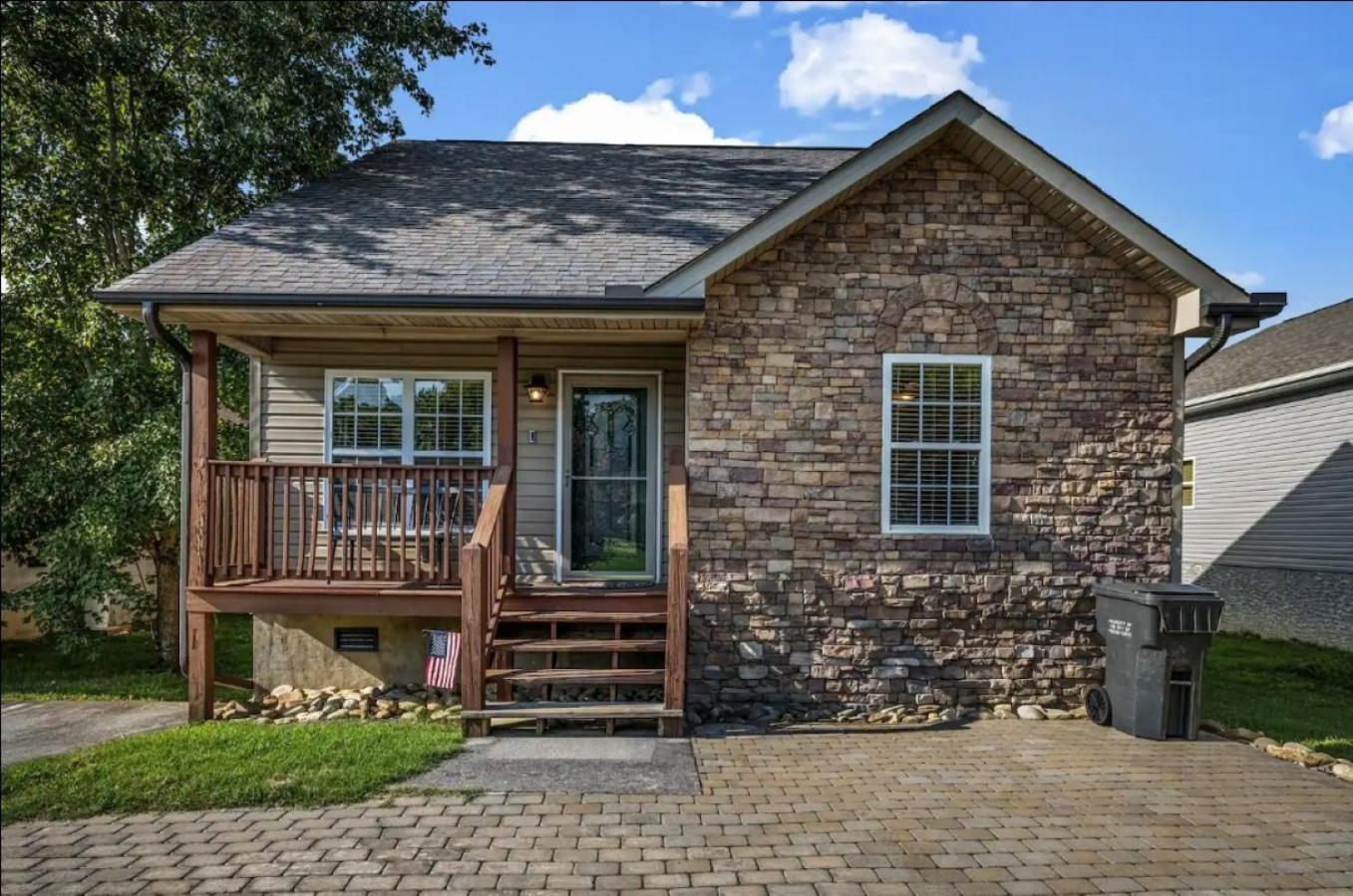 Creekside Cottage*Hot Tub*Entire Home-Pigeon Forge Bagian luar foto